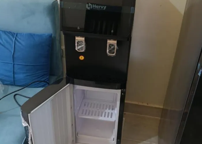Apartment للاستفسارات عبر الواتس بالصور, قرية لاسرينا ميني ايجبت بالعين السخنة, دور ارضي وسط بجاردن كبيرة على البول, غرفتين وصالة وحمامين, شاطئ رملي, محلات ومطاعم وكافيهات واحتفالات مسائية, اكوا بارك بمصاريف *
